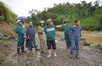 Cố bơi qua sông giữa mưa bão, nam thanh niên mất tích