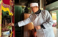 Mất cha mẹ, mất sạch tài sản sau 1 cơn lũ
