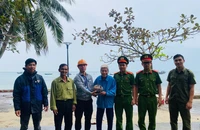Tê tê quý hiếm bò vào nhà dân ở đảo Cù Lao Chàm