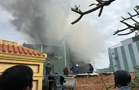 Cháy nhà trong khu dân cư ở Đà Nẵng