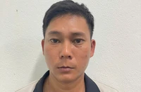 Công an tạm giữ Vinh. Ảnh: CA