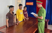 Công an khởi tố ba người. Ảnh: CA