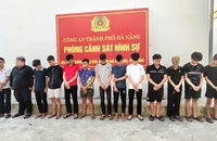 Nhiều thanh niên liên quan tại cơ quan công an. Ảnh: CA