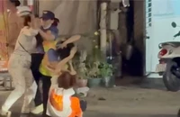 Vụ việc được người dân ghi lại. Ảnh chụp màn hình.