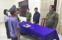 Bắt tạm giam tài xế vụ ô tô bốc cháy ở cây xăng. Ảnh: CA