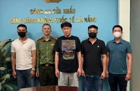 Công an bắt giữ người JOO YOUNG SU. Ảnh: CA