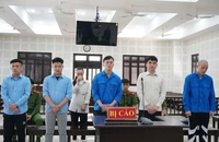 Các bị cáo tại phiên toà. Ảnh: AC