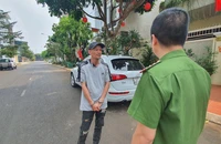 Bắt giữ đối tượng chuyên đập phá kính ô tô để trộm cắp