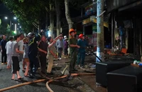 Cháy quán cơm gà, chủ nhà kịp thoát ra ngoài