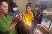 Để lộ chiếc điện thoại trong túi quần, 1 phụ nữ bị cướp giật