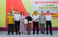 Thêm 10 hộ nghèo ở vùng sâu Đắk Lắk được hỗ trợ xây nhà mới