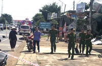 Hiện trường vụ xe container lao vào nhà dân khiến 3 người tử vong