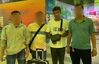 Vừa nhập cảnh về sân bay Nội Bài, nam thanh niên bị bắt