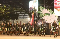 Cảnh sát cơ động Bộ Công an biểu diễn kỵ binh tại TP Buôn Ma Thuột
