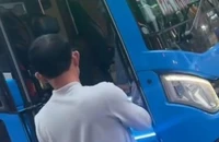 Công an xác minh clip ô tô lạng lách, chặn đầu xe khách trên quốc lộ 26