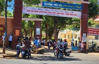 1 trường tiểu học ở Buôn Ma Thuột tổ chức dạy thêm đã tạm dừng thu tiền 