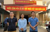 Ai bồi thường cho 6 giáo viên thắng kiện khi giải thể cấp huyện?