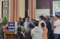 Đắk Lắk: Trước thời điểm bỏ cấp huyện, người dân đổ xô đi làm hồ sơ