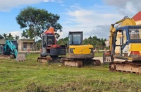 Nhiều người san ủi lấn chiếm đất lâm nghiệp ở Đắk Lắk