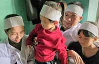 Bàn thờ không di ảnh và câu chuyện về những người ngã xuống dòng nước lũ vì người thân