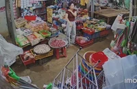 Cô gái kể lý do ngất xỉu khi nhìn vào điện thoại 2 phụ nữ lạ