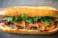 Chủ cơ sở bánh mì nghi gây ngộ độc ở Đắk Lắk khai gì với cơ quan chức năng
