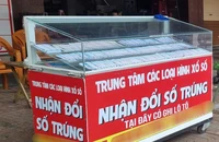 Người bán vé số nghèo khổ mất tiền vì đại lý in nhầm kết quả trúng thưởng