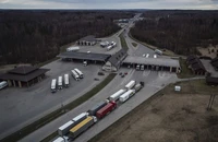 Latvia, Lithuania cấm người lái ô tô đăng ký ở Nga nhập cảnh