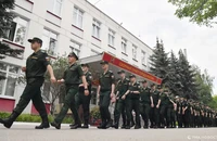 Ông Putin ký lệnh tuyển quân, kêu gọi 130.000 công dân nhập ngũ