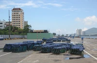 Trận địa pháo hoa trước giờ khai mạc