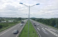 Các bộ thống nhất việc thu phí đường cao tốc do nhà nước đầu tư