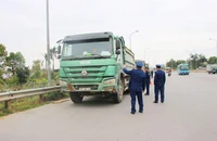 Thanh tra Bộ GTVT yêu cầu mở đợt xử lý xe chở quá tải trên cả nước