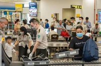 Phát hiện nhiều vụ 'cầm nhầm' tài sản người khác ở sân bay Nội Bài