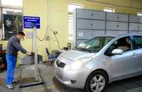 Nhân viên đăng kiểm ô tô chỉ cần tốt nghiệp trung cấp, kiểm định khí thải xe máy học hết cấp 3?