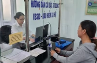 Nên cho người lao động rút 50% tiền BHXH một lần