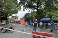 Hà Nội đóng cầu Long Biên, hạn chế xe qua cầu Đuống