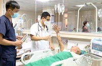 Sau 30 phút can thiệp, người bệnh tỉnh hoàn toàn, tình trạng liệt được cải thiện rõ