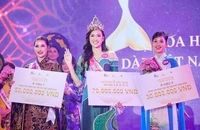 “Loạn” thi hoa hậu