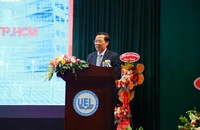 Chủ tịch TP.HCM gửi gắm 4 nhiệm vụ cho trường ĐH Kinh tế - Luật