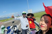 Chàng trai dân tộc Thái đi bộ hút đinh xuyên Việt với lộ phí chỉ 50 ngàn đồng