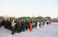 Chuyển giới nữ thành nam có phải đi nghĩa vụ quân sự?
