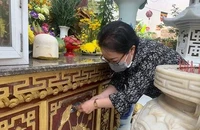 Bạn đọc luận bàn về văn bản 'dừng cúng dường để hiến máu cứu người' của một công ty