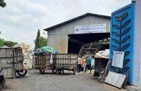 Thu tiền rác qua app: Đơn vị thu gom kêu khó