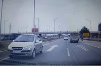 Tăng mức phạt xe đi ngược chiều trên cao tốc, bạn đọc nói gì?