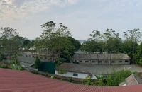 Một trang trại heo gây hôi thối, người dân hai xã cùng chịu