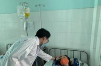 TP.HCM thực hiện chế độ luân phiên có thời hạn với nhân viên y tế cơ sở công lập
