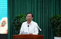 Chủ tịch TP.HCM Phan Văn Mãi: Cán bộ phải xốc vác ngay vào công việc để rút ngắn đà suy giảm