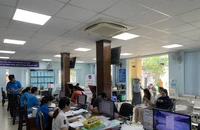 Phường đông dân nhất Thủ Đức 'tăng ca' giải quyết thủ tục hành chính trong ngày