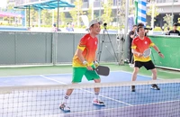 Bí thư Thành ủy TP.HCM tham gia đấu Pickleball, ủng hộ đồng bào bị thiệt hại do bão số 3