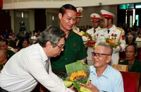 Xúc động tại lễ họp mặt người có công ở TP.HCM